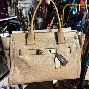 Coach Swagger Bag 👜❤️